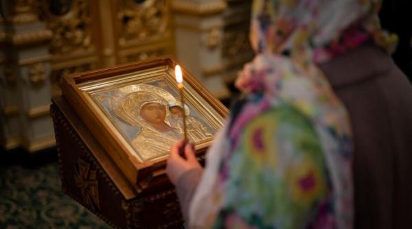 Un român a jefuit o biserică: a furat 140 de lei şi o sticlă de ulei