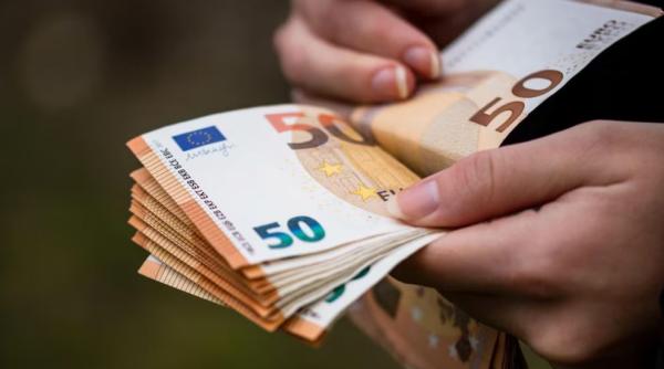 Spania. Care este limita de numerar cu care poți intra în țară. Atenție! Amenzile ajung la 5.000 de euro