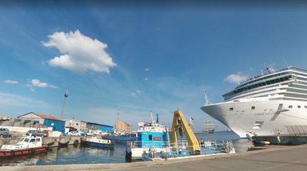 O linie de feribot va uni Portul Constanța de orașul Poti din Georgia. Iată cât costă biletul