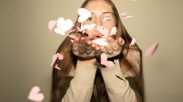 Horoscop special. Cunoaște latura pozitivă și negativă a zodiilor: Leul te face să te simți regină, dar e vai și-amar dacă-l contrazici