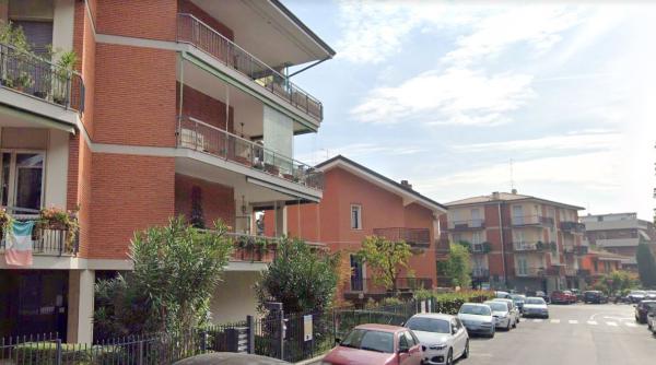 Italienii sunt disperați din cauza creșterii creditelor. Salariile nu mai sunt suficiente pentru plata ratelor