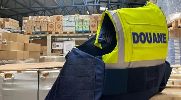 12 români și moldoveni, fabrică ilegală de țigări în Belgia: Produceau aproape 8 milioane de țigarete pe săptămână