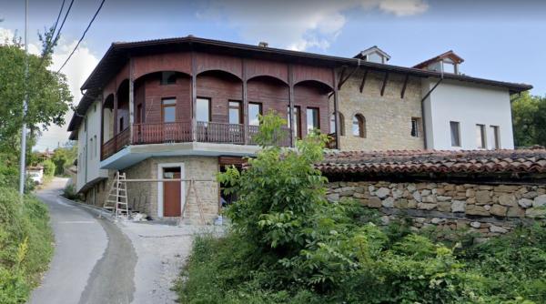 Arbanasi, satul din Bulgaria, unde casele costă 600 de mii de euro. Cumpărătorii se grăbesc să se mute aici