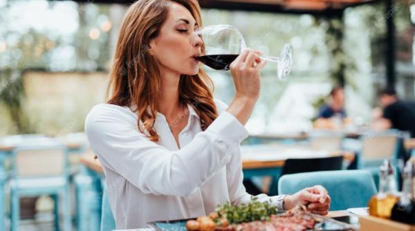 Este cald și nu știi ce să mănânci? Încearcă 3 preparate delicioase de vară, gata în 10 minute