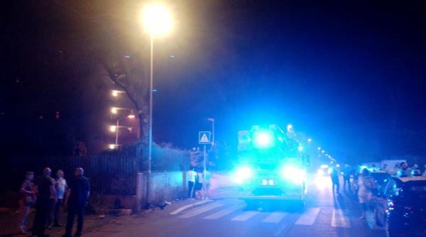 Incendiu într-un imobil din Roma, locuit de mulți români: Maria: "Nu puteai să respiri din cauza fumului. Nu cred că a fost un accident"