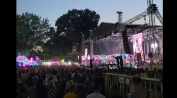 Primarul Aradului, gafă de proporții: A confundat numele formației Cargo cu firma Cargus. „Primăria va organiza și festivalul de film Glovo”
