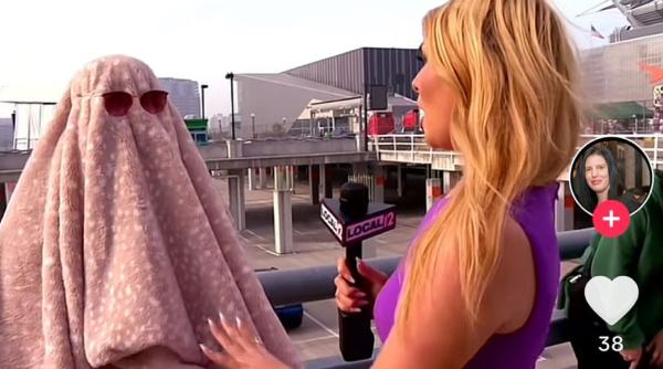 O femeie s-a dus la concertul lui Taylor Swift deghizată în fantomă, pentru că și-a mințit șeful că e bolnavă