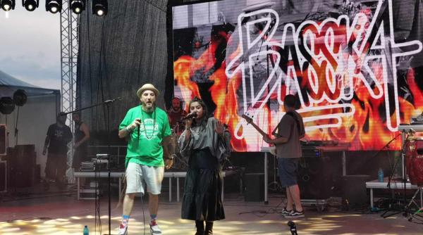 Am fost la SingFest 2023 ca să văd cum e un festival la țară... și mi-a plăcut - Galerie FOTO