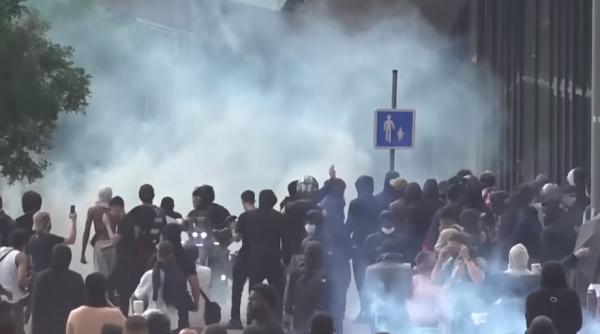 Macron promite răzbunare, după protestele masive din Franța 
