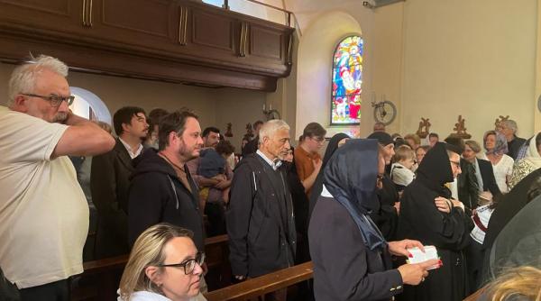 Mănăstirea românească din Elveția a celebrat un deceniu de existență / Foto