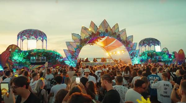 România a găzduit 277.000 de fani la cea de-a 5-a ediție a celui mai mare festival de pe plajă din Europa