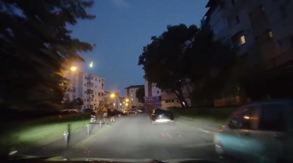 Un meteorit, observat deasupra României. Salvamontiștii au crezut că este un avion cu probleme tehnice