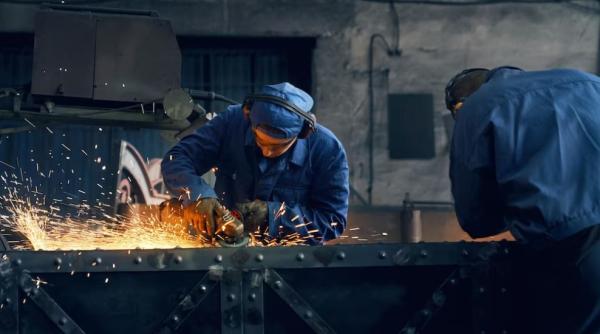 Italienii câștigă din ce în ce mai puțin, iar prețurile cresc amețitor. OCDE: Cele mai afectate sunt familiile cu venituri mici