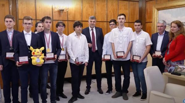 Ciolacu, la întâlnirea cu elevii premiaţi la Olimpiadele de Matematică şi Fizică: România are nevoie de oameni ca voi!