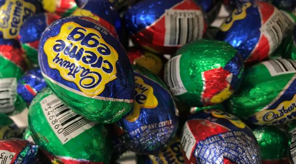 Jaf neobișnuit: Un bărbat a fost arestat după ce a furat 200.000 de ouă de ciocolată de la o companie de dulciuri extrem de cunoscută