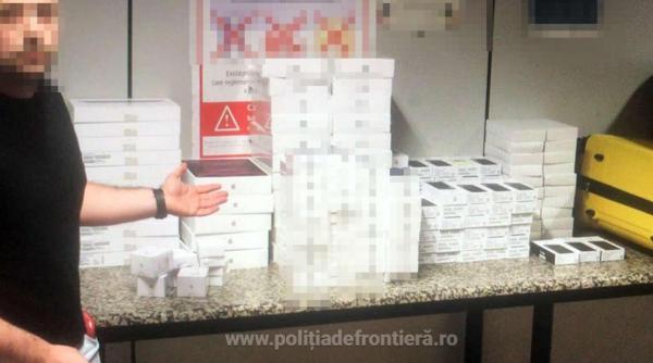 Un român, pasager într-un avion care se întorcea din America, a rămas fără bunurile de jumătate de milion de lei