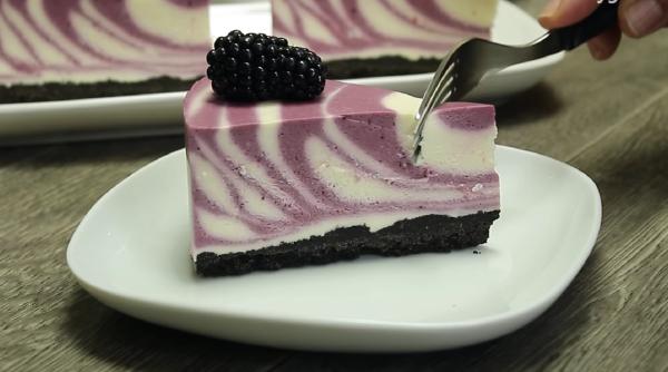 Prăjitură răcoroasă cu mure - O rețetă simplă și perfectă pentru vară