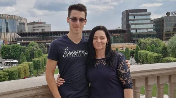 Român, nevoit să vină din Germania pentru a-și înmormânta soția: Femeia s-a stins după an de când nu mai știa nimic de fiul ei