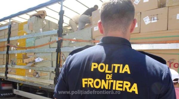 Un tir încărcat cu semințe de floarea soarelui, verificat la intrarea în țară. Polițiștii au amuțit când au verificat marfa