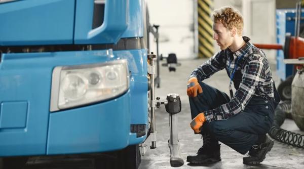 Întrecere între șoferii de TIR la Alba Iulia: Vor tracta remorci de 25 de tone