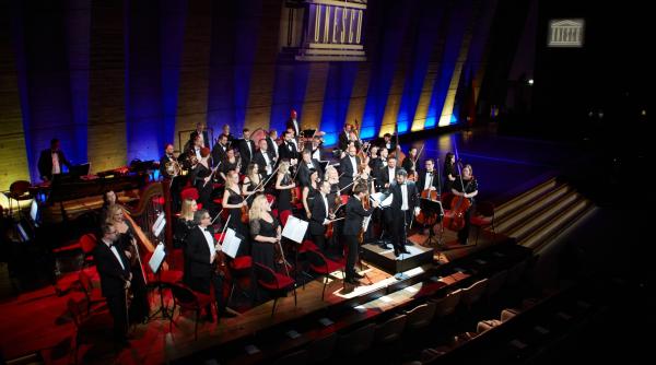 Opera Naţională Bucureşti, prima dată la Sala Wiener Musikverein a Filarmonicii din Viena. Prezintă spectacolul Crai Nou