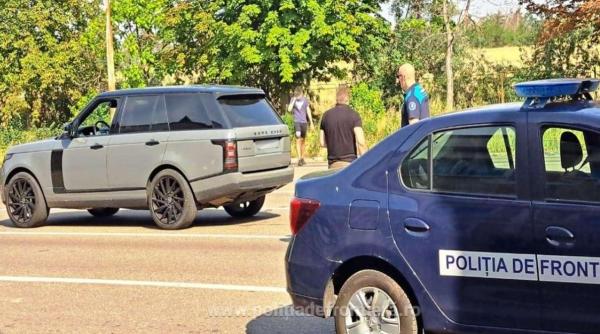 Un român a rămas fără automobilul Land Rover la intrarea în țară. Ce s-a întâmplat când a prezentat actele