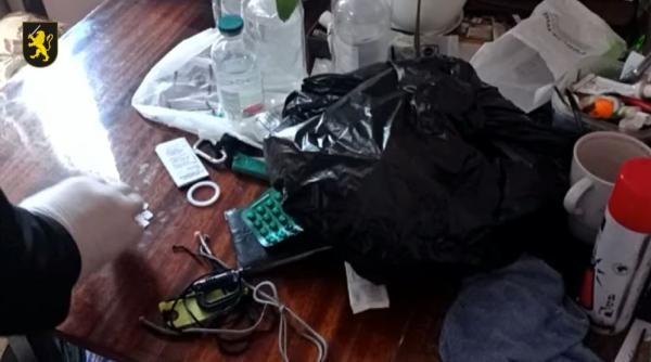 Fondatorii grupului "Iarba dulce" de pe Telegram, trimiși în judecată de DIICOT. Vindeau droguri online și organizau tombole pentru cumpărătorii fideli