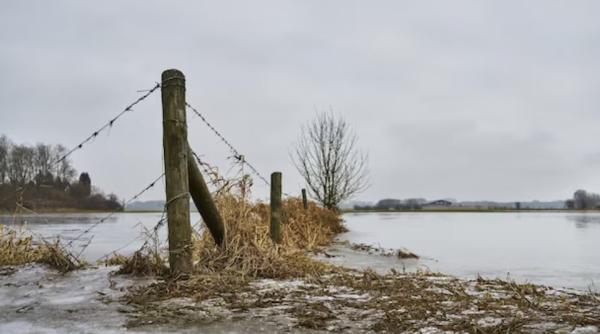 Pericol major în Slovenia și Austria: după inundații severe există riscul alunecărilor de teren