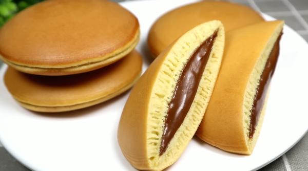 Clătite Japoneze autentice: Descoperă cât de delicioase și simplu de pregătit sunt aceste delicatese 