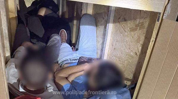 Imaginația traficanților nu are limite: iată cum au încercat mai mulți migranți să iasă din țară. Patru camioane, oprite la frontieră