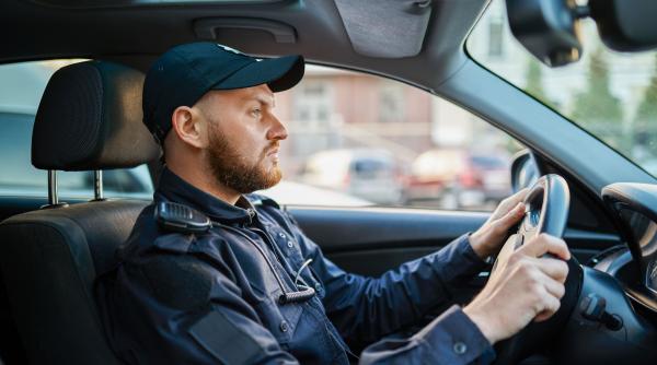 Româncă, înșelată în Italia de un fals angajat de la "permise": "A fugit și cu banii și cu permisul"