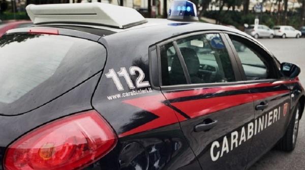 Român arestat în Italia, după un jaf asupra unei pensionare la un bancomat. Minorul ar fi furat 1.500 de euro