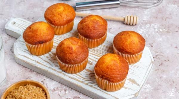 Brioșe cu morcovi, gata în trei pași simpli. Sunt dulci și fără zahăr!