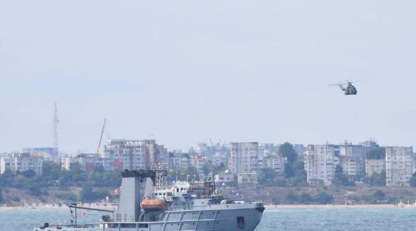 O mină marină a explodat la Costinești: Litoralul românesc, inspectat de un elicopter și o navă militară