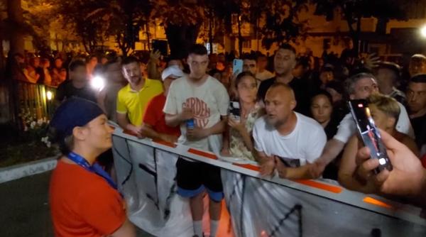 "Dreptate pentru Alexandra". Oamenii ies de trei zile în stradă la Botoșani, după ce gravida de 25 de ani a murit cu zile în spital - VIDEO