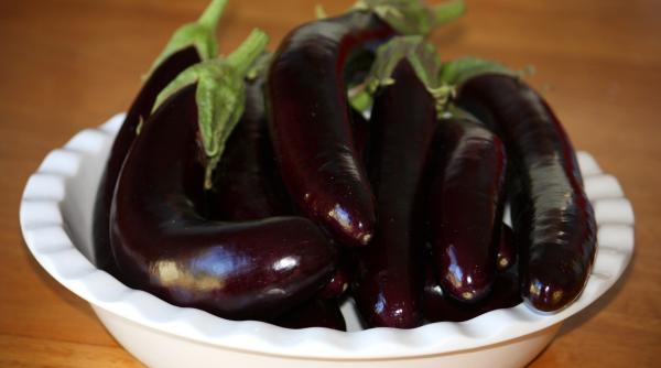 Musaca de vinete, rețeta tradițională de acum 70 de ani. Iese foarte gustoasă