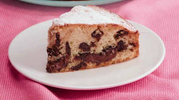 Chec italienesc cu Nutella -  o delicatesă irezistibilă, perfectă pentru a vă răsfăța familia