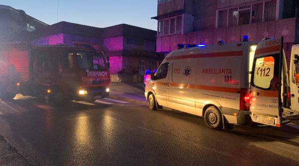 Explozie într-o pizzerie din Pașcani luni dimineață. Două butelii cu GPL se aflau în interior 