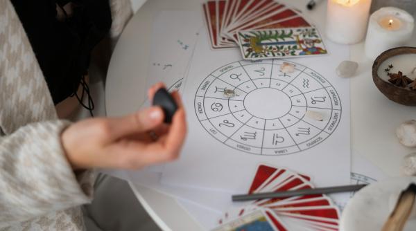 Horoscop 28 august-3 septembrie 2023: Influența Leului radiază ca un far; Transformare și evoluție personală pentru Pești: Previziuni complete