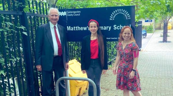 Politică România vs UK. Alexandra Bulat, consilier local în Cambridge: "Bat săptămânal din ușă-n ușă să întreb ce probleme au"