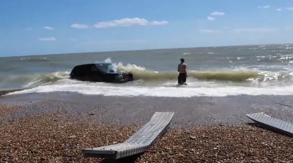 Ploi torențiale și inundații în Bulgaria: Cinci victime, mașini și rulote au fost luate de ape și duse în Marea Neagră