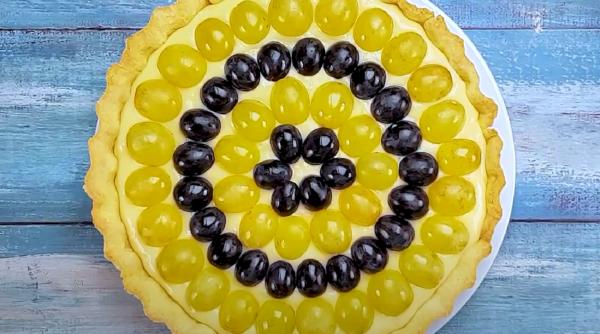 Tartă cu struguri și cremă de vanilie. O prăjiturică delicioasă de toamnă