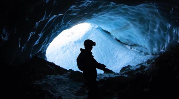 Operațiune de salvare contra cronometru în Turia: 150 de oameni luptă să recupereze un speolog, blocat într-o peșteră adâncă