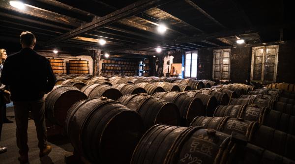 Un vinificator italian a murit după ce a căzut în cuva de prosecco în timp ce încerca să își salveze un coleg