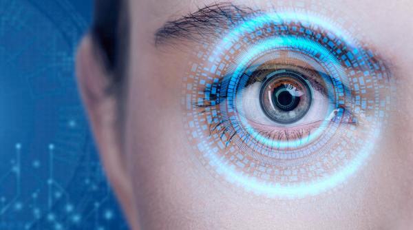 Premieră medicală. Operaţie de cornee, realizată la distanţă, la Policlinica din Bari: "Este pentru prima dată"