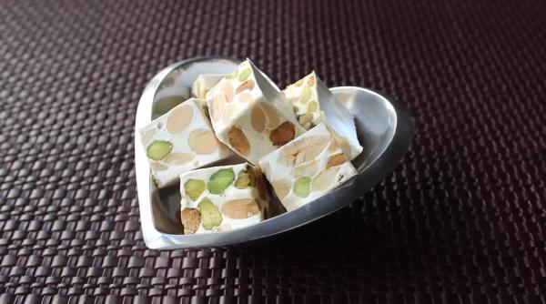 Nuga de casă - Deliciul cu nuci și miere al copilăriei