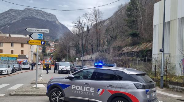 Franța. Un proxenet român riscă închisoarea pe viață, după ce i-a împușcat pe jandarmii veniți să-l aresteze: „Credeam că sunt hoți“