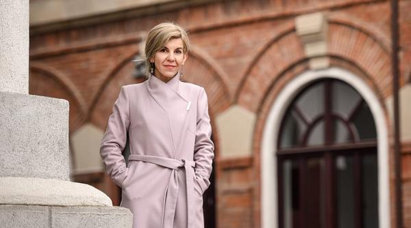 Ana-Maria Rusu, o iubită profesoară de muzică din Focșani a fost selectată în top 50 Global Teacher Prize 2023. Este a treia din România 