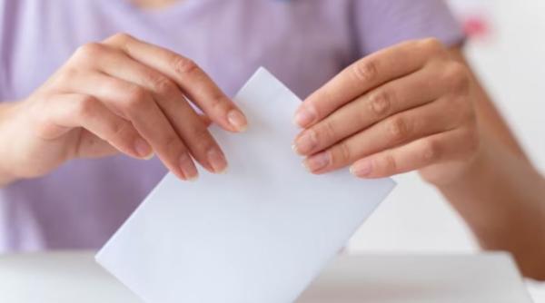 Sondaj ȘtiriDiaspora: Sunt românii interesați de alegerile preziențiale. Rezultate complete