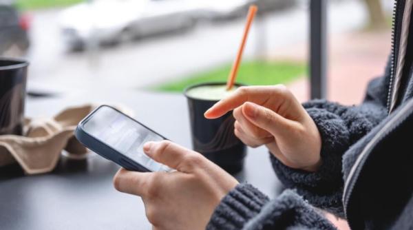 Româncă din Italia, hărțuită de fostul iubit, un conațional. Bărbatul o amenința că va publica mesajele private